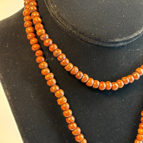 Necklace Buddha Amulet Wood Beads Retired Stella and Dot Design - Picture 4 of 9